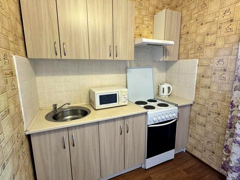 квартира по адресу Софии Русовой ул., 1