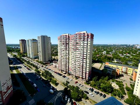 квартира по адресу Софии Русовой ул., 1