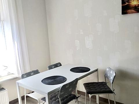 квартира за адресою Практична вул., 1