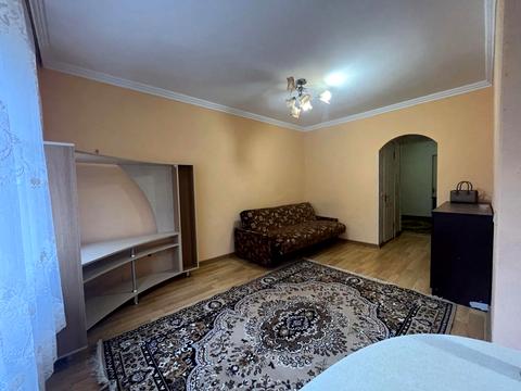 квартира за адресою Небесної Сотні вул. (Івана Стасюка), 22