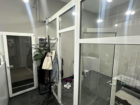 комерційна за адресою Перлинна вул., 2