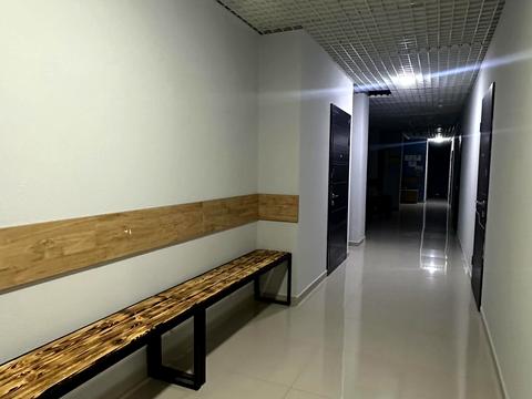 комерційна за адресою Перлинна вул., 2