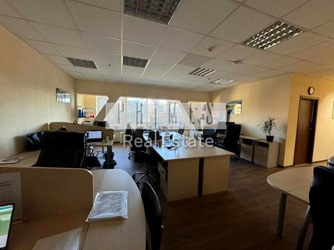 комерційна за адресою Антоновича вул. (Горького), 172