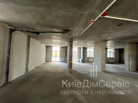 комерційна за адресою Микільсько-Слобідська вул., 8