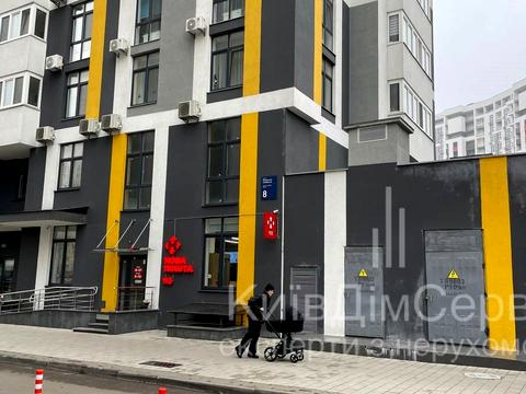 комерційна за адресою Микільсько-Слобідська вул., 8