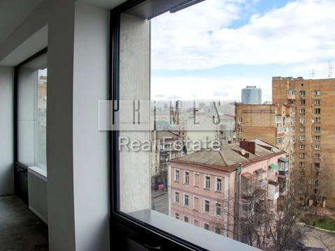 комерційна за адресою Саксаганського вул., 80