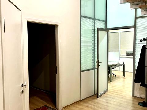 комерційна за адресою Саксаганського вул., 147/5