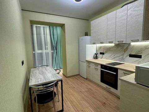 квартира за адресою Мольєра вул., 77