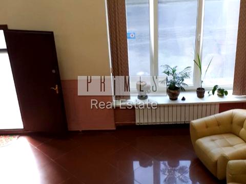 комерційна за адресою Сокальська вул., 4