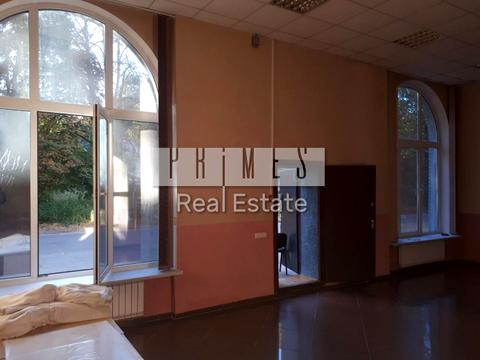 комерційна за адресою Сокальська вул., 4