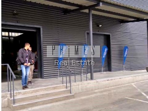 комерційна за адресою Київ, Куренівська вул., 102