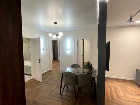 квартира по адресу Юліана Пелеша ул., 3