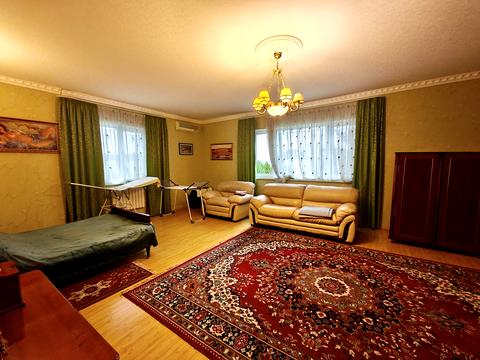 будинок за адресою Світанкова