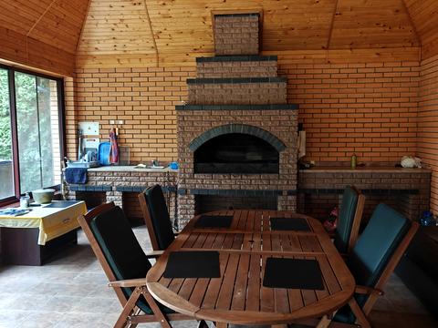 будинок за адресою Світанкова