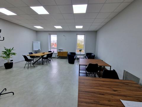 комерційна за адресою Центральна вул. (Чапаєва), 65