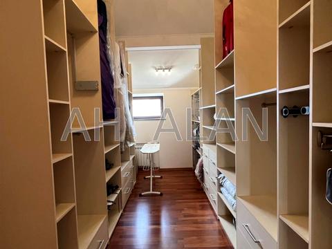 комерційна за адресою Євгена Чикаленка вул. (Пушкінська), 32