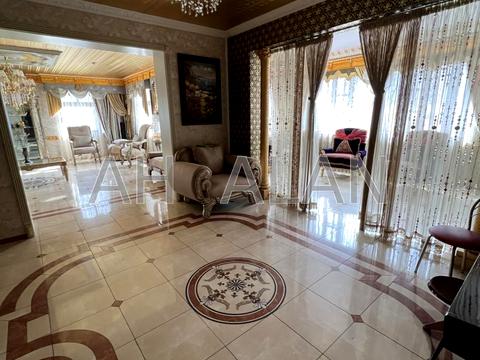 комерційна за адресою Євгена Чикаленка вул. (Пушкінська), 32