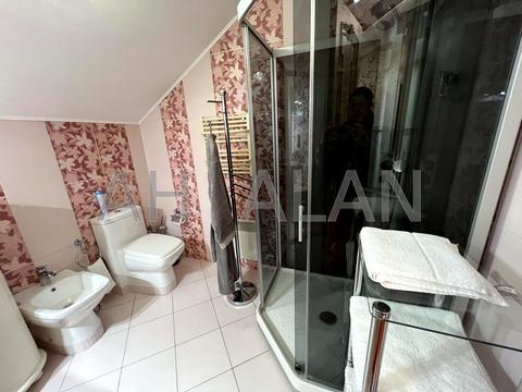 комерційна за адресою Євгена Чикаленка вул. (Пушкінська), 32