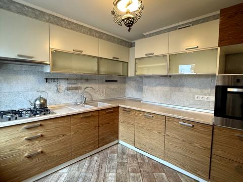 квартира за адресою Кирилівська вул. (Фрунзе), 30/5