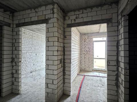 квартира за адресою Льва Ландау просп. (50-річчя СРСР), 2Б