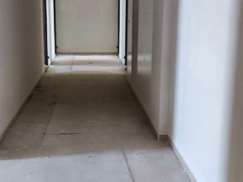 комерційна за адресою Краснова вул., 3