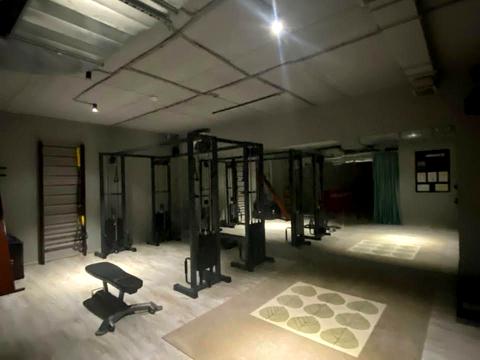 коммерческая по адресу Матвія Донцова ул. (Тургеневская), 50-А