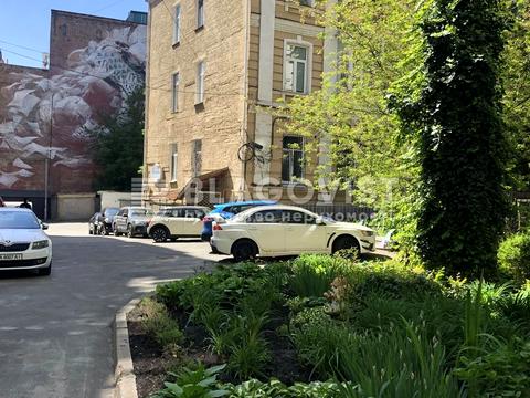 квартира за адресою Ярославів Вал вул., 21