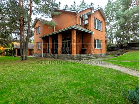 будинок за адресою Дружби вул., 1