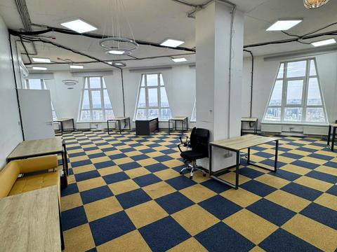 комерційна за адресою Кловський узвіз (Кловський), 7a