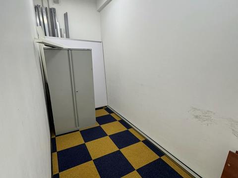 комерційна за адресою Кловський узвіз (Кловський), 7a