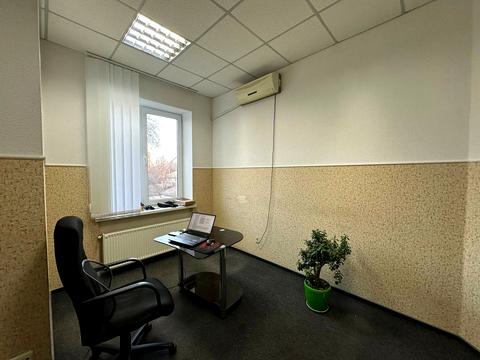 комерційна за адресою Сергія Подолинського вул. (Благоєва), 31г