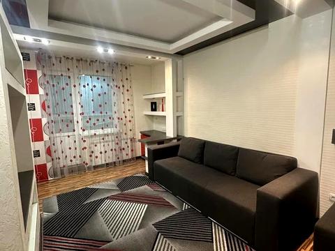 квартира за адресою Героїв полку "Азов" вул. (Маршала Малиновського), 32-Б