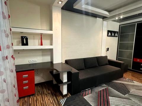 квартира за адресою Героїв полку "Азов" вул. (Маршала Малиновського), 32-Б