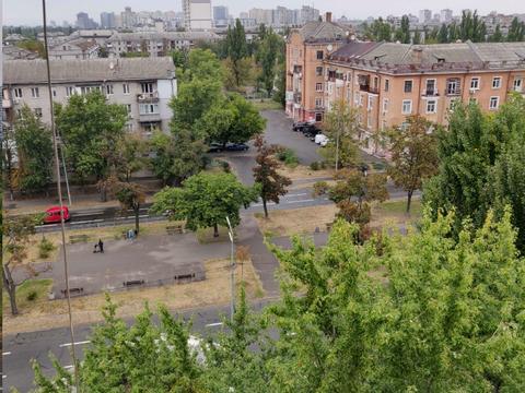 квартира за адресою Верховної Ради бульв., 8/20