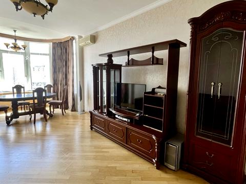 квартира по адресу Полтавская ул., 10