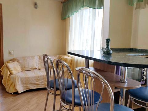 квартира за адресою Верховної Ради бульв., 8/20