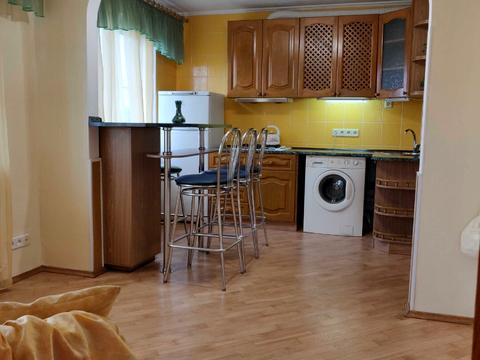 квартира за адресою Верховної Ради бульв., 8/20