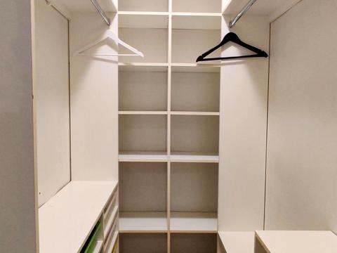 квартира за адресою Карпатська вул., 10