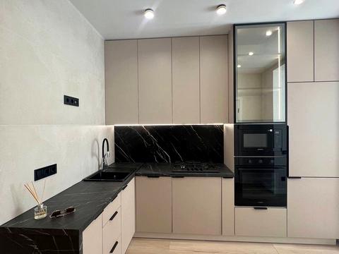 квартира за адресою Мартинова просп., (вул. Радісна, 6)