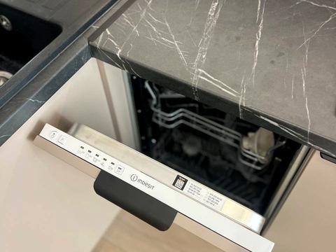 квартира за адресою Мартинова просп., (вул. Радісна, 6)