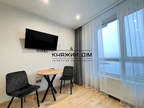 квартира за адресою Київ, Дніпровська набережна вул., 17-К