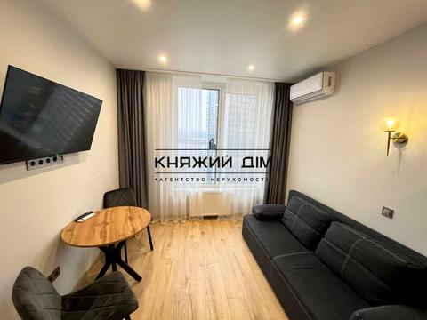 квартира за адресою Київ, Дніпровська набережна вул., 17-К