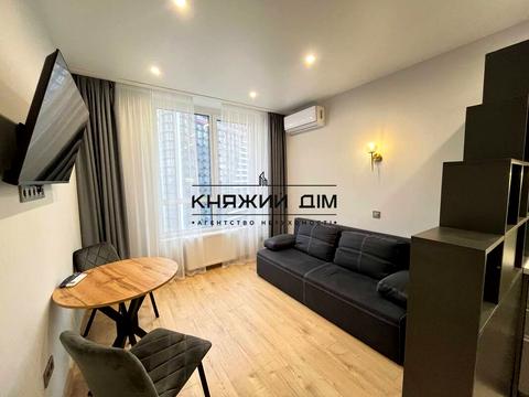 квартира за адресою Київ, Дніпровська набережна вул., 17-К