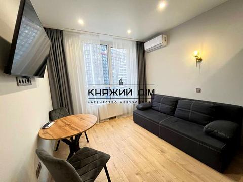 квартира за адресою Київ, Дніпровська набережна вул., 17-К