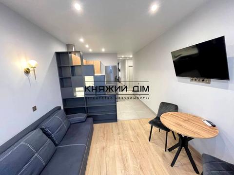 квартира за адресою Київ, Дніпровська набережна вул., 17-К