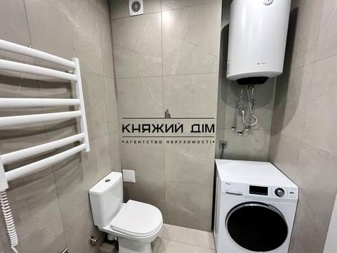 квартира за адресою Київ, Дніпровська набережна вул., 17-К