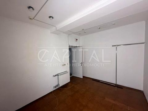 коммерческая по адресу Антоновича ул. (Горького), 25