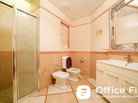 комерційна за адресою Велика Васильківська вул. (Червоноармійська), 72