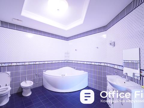 комерційна за адресою Велика Васильківська вул. (Червоноармійська), 72