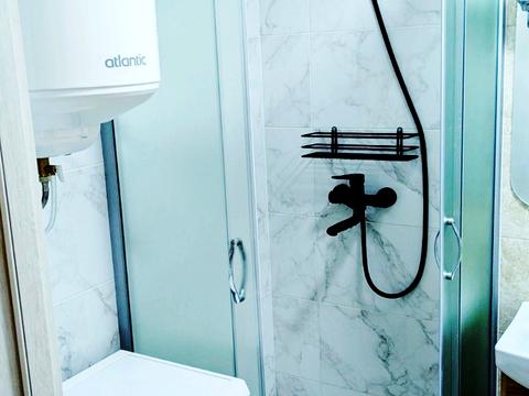 квартира за адресою Академіка Глушкова просп., 26